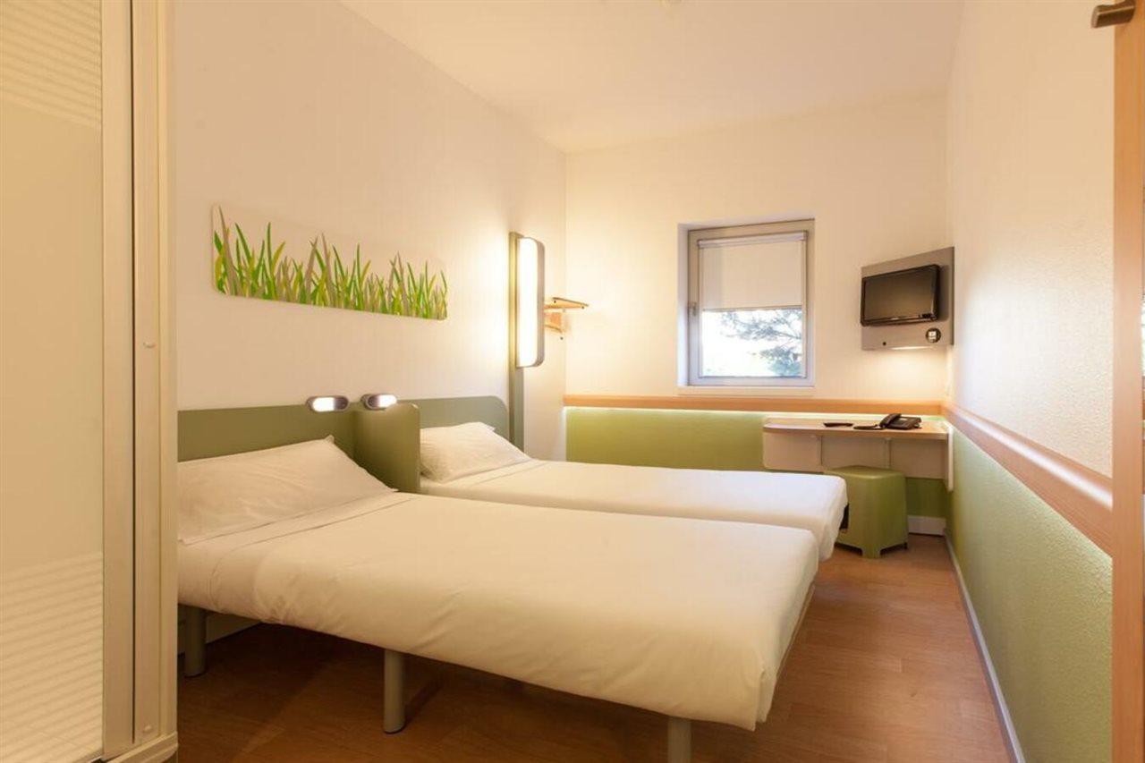 Hotel Ibis Budget Porto Gaia Vila Nova de Gaia Exterior foto