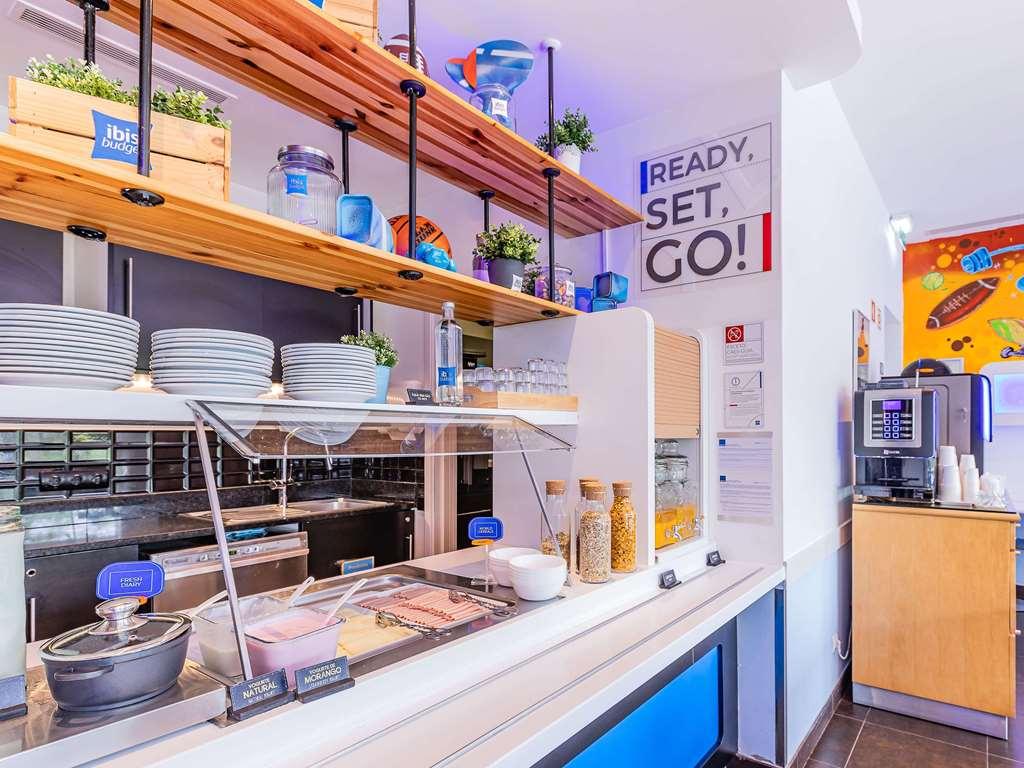Hotel Ibis Budget Porto Gaia Vila Nova de Gaia Restaurante foto
