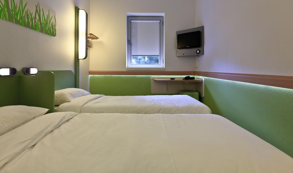Hotel Ibis Budget Porto Gaia Vila Nova de Gaia Exterior foto